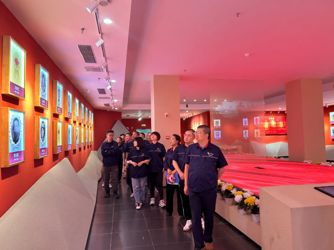 1718953357286720.png 640.webp.png