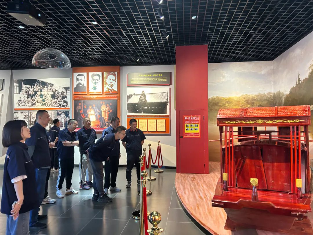 1718953402103155.png 640.webp (1).png